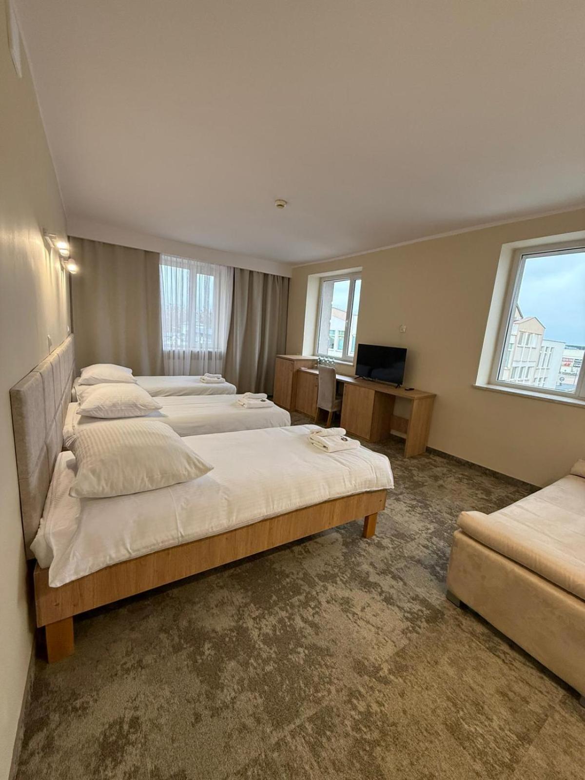 Hotel Tm 라돔 외부 사진