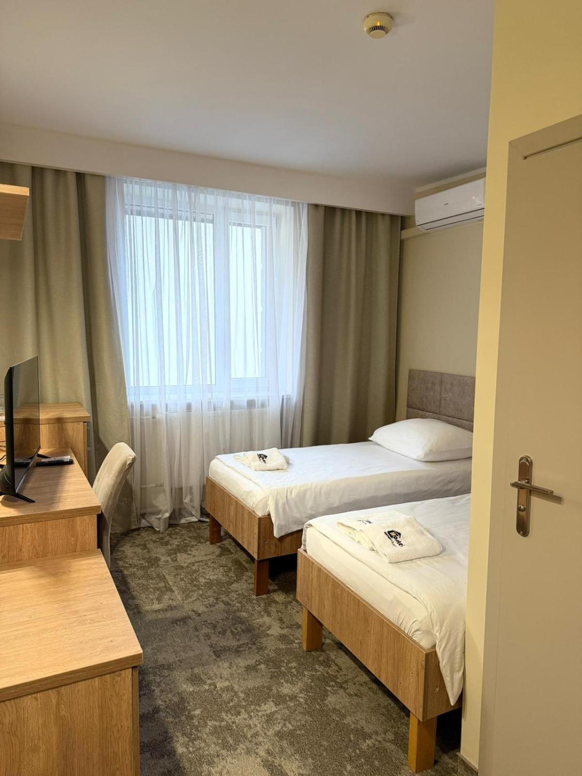 Hotel Tm 라돔 외부 사진